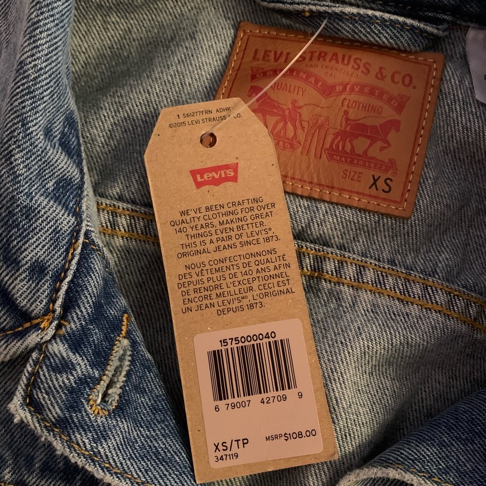 Levi’s Jean jacket - Picture 3 of 3